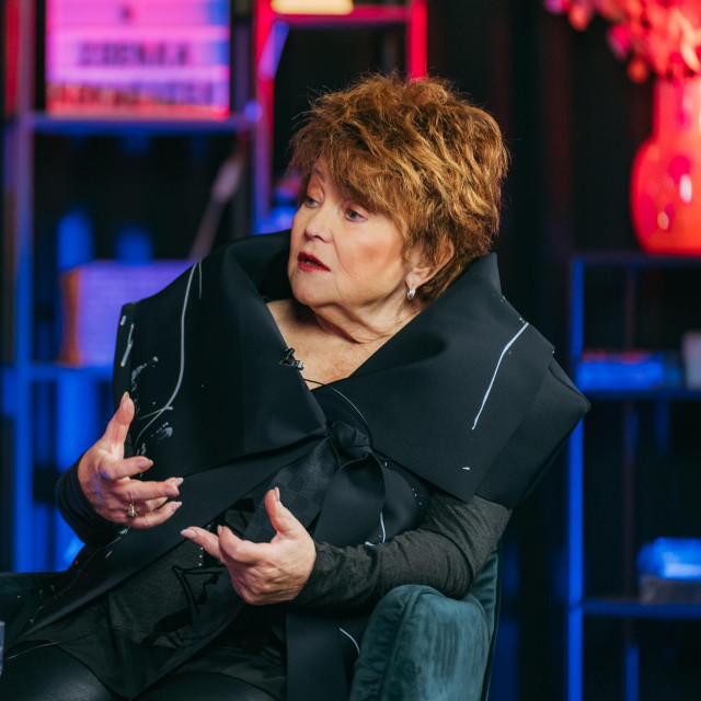 Zdenka Kovačićek u studiju Top Music Deska
