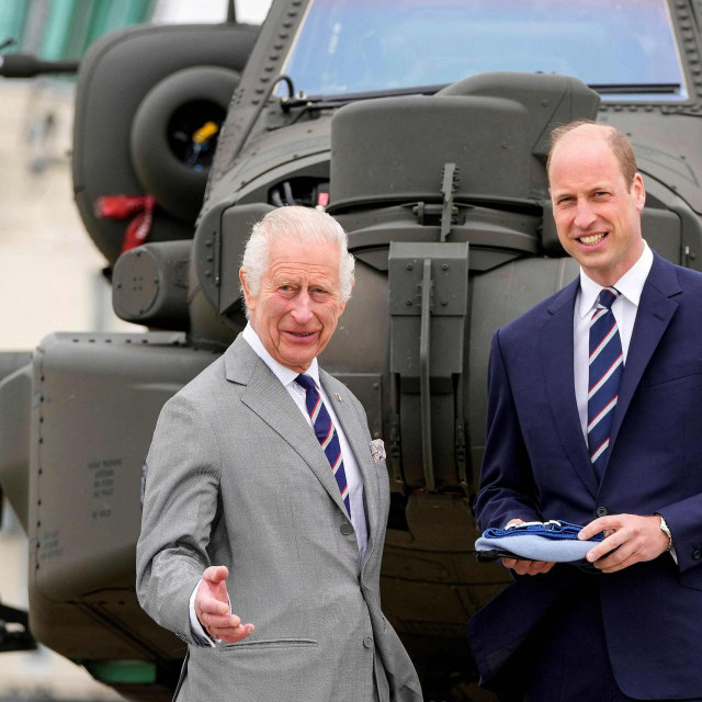 Kralj Charles III i princ William