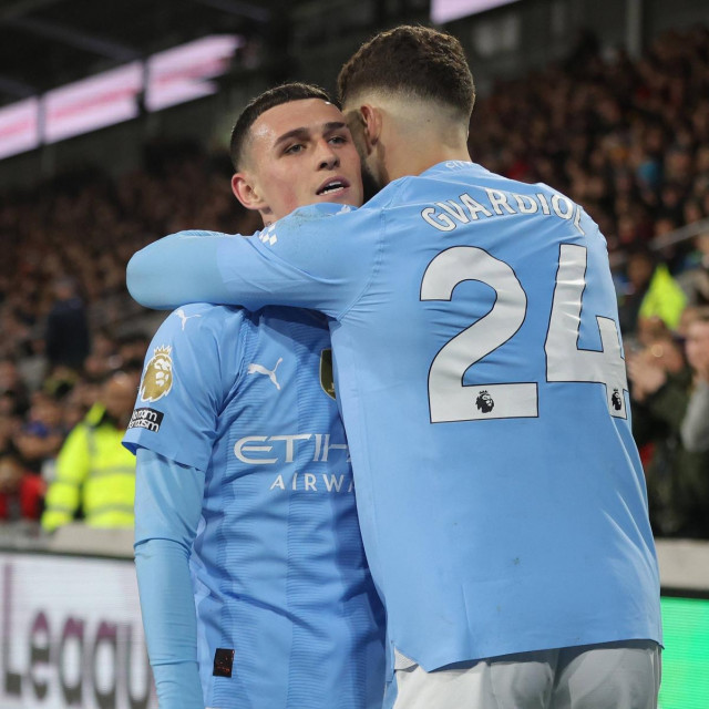 Foden i Gvardiol u zagrljaju