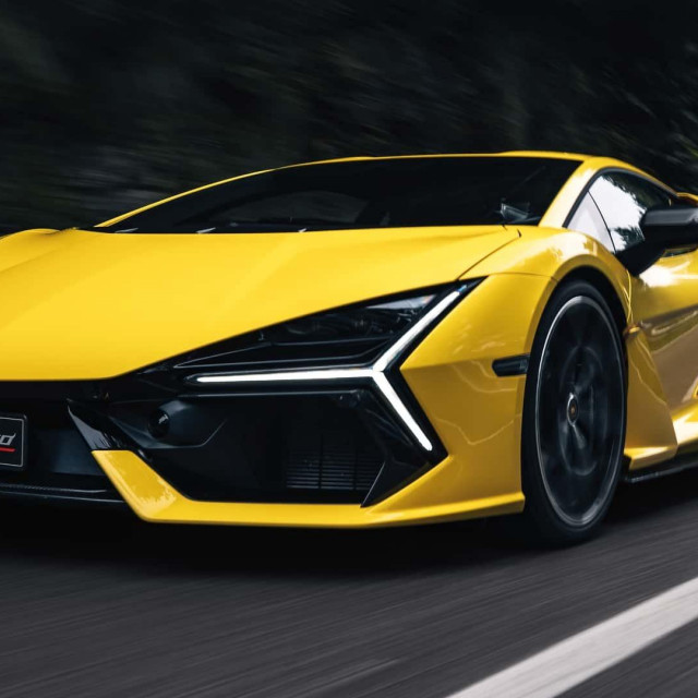Lamborghini Revuelto