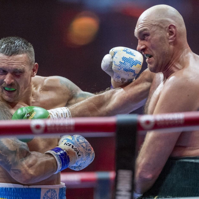 Oleksandr Usyk v Tyson Fury