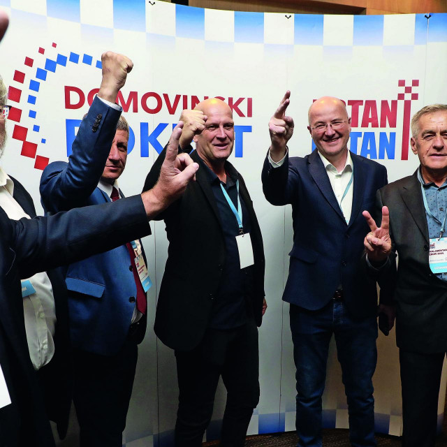 Vrhuška Domovinskog pokreta netom nakon izbora 17. travnja