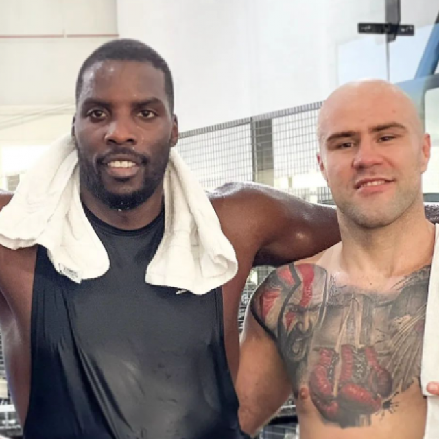Lawrence Okolie (lijevo) i Alen Babić