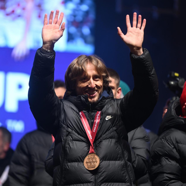 Svečani doček nogometne reprezentacije sa Svjetskog prvenstva u Katru, kapetan Luka Modrić