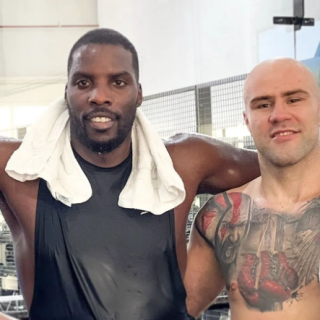 Lawrence Okolie (lijevo) i Alen Babić