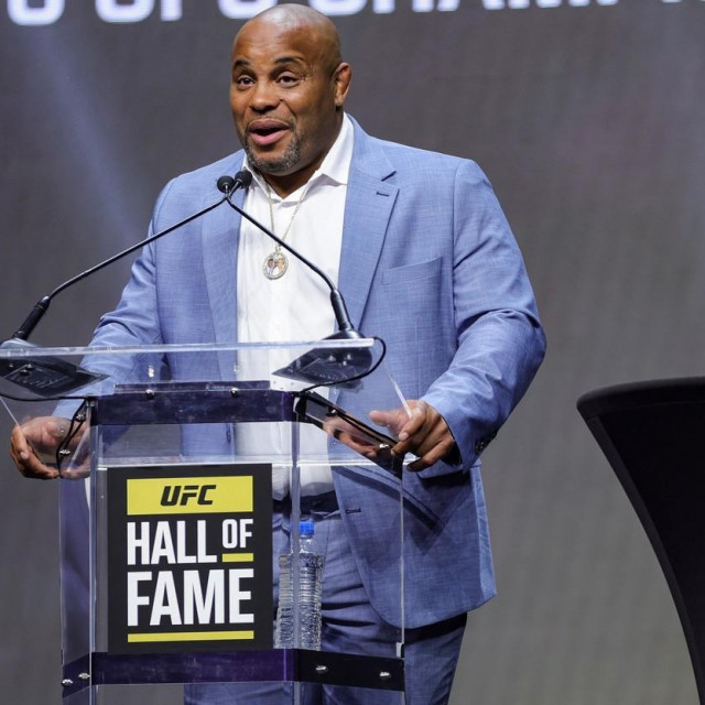 Daniel Cormier ulazak u Hall of Fame