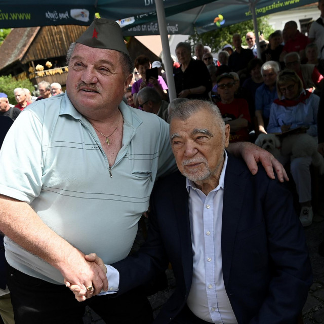 Tradicionalna proslava Dana mladosti u Kumrovcu.
Na fotografiji: Stjepan Mesić