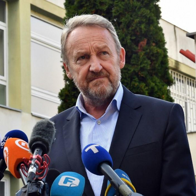 Bakir Izetbegović