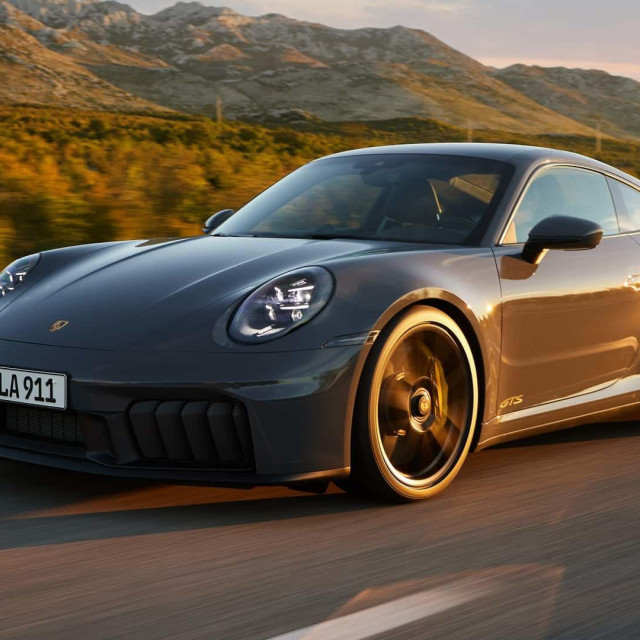 Porsche 911 GTS