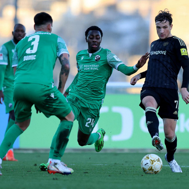 Milan Ristovski (desno)