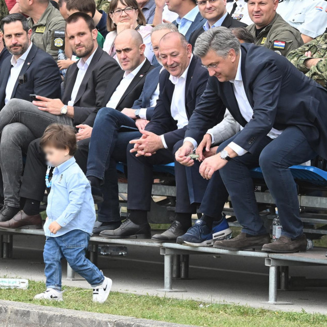 Tomo Medved, Andrej Plenković