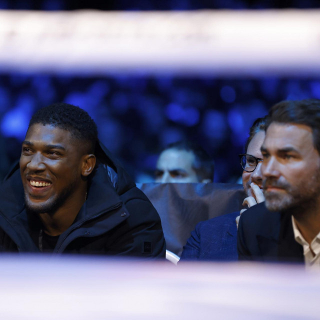 Anthony Joshua i Eddie Hearn