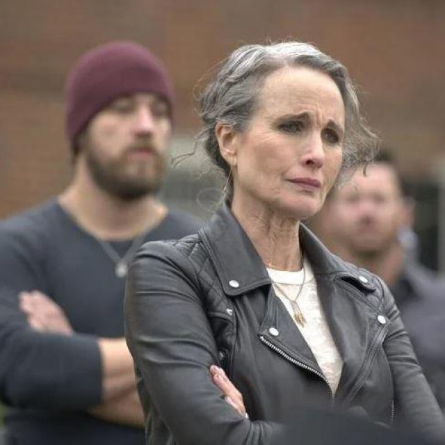 Andie MacDowell u filmu ”Red right hand”