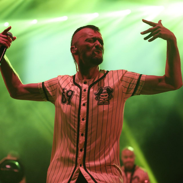 sinoćni nastup na Jarunu