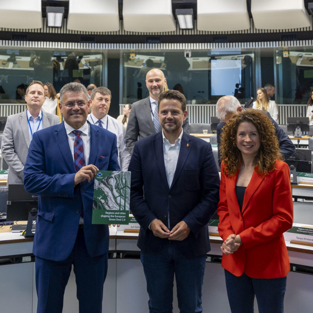 Maroš Šefčovič, Rafał Trzaskowski i Kata Tüttő