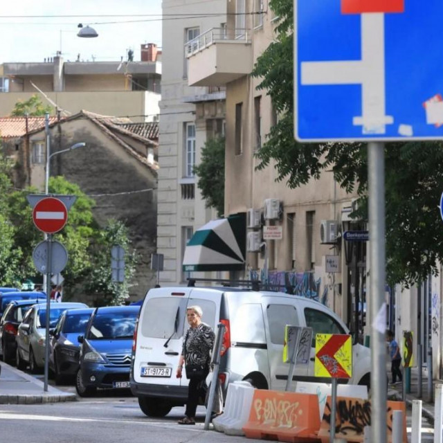 Križanje Tolstojeve i Ulice kneza Višeslava