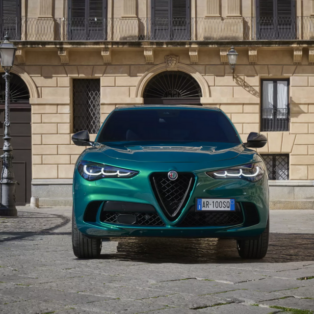 Alfa Romeo Stelvio Quadrifoglio 100 Anniversario