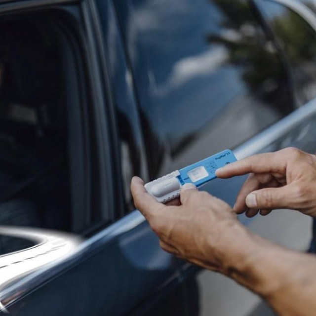 Test na drogu, ilustracija