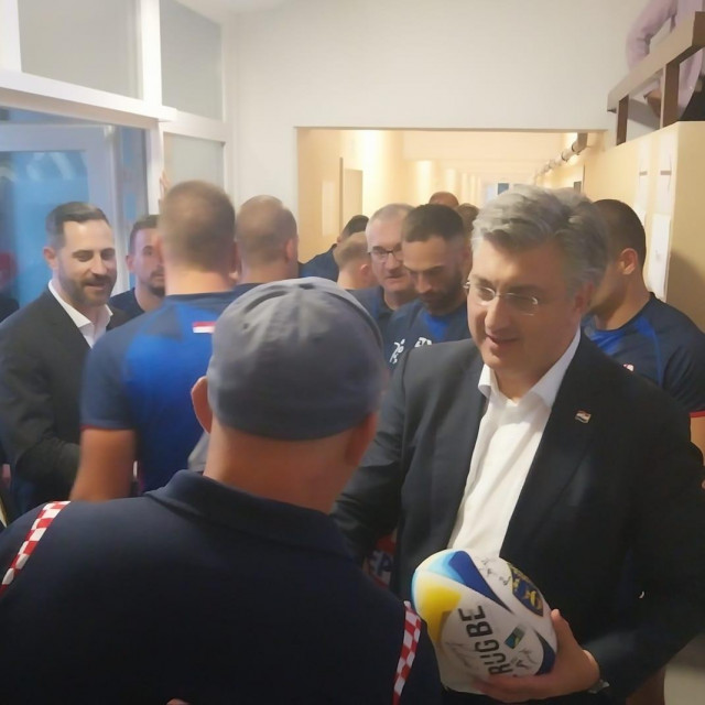 Premijer Andrej Plenković i izbornik Anthony Poša