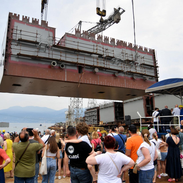 Polaganje kobilice novogradnje 736