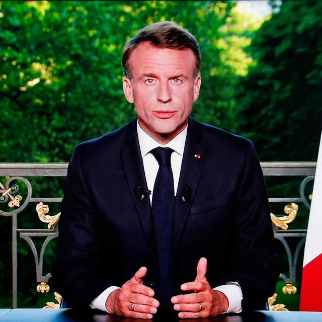 Emmanuel Macron obraća se javnosti