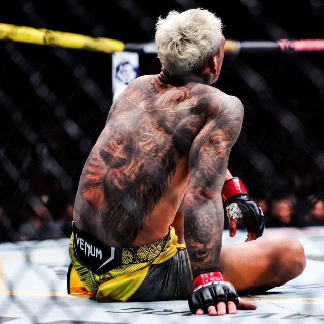 Charles Oliveira