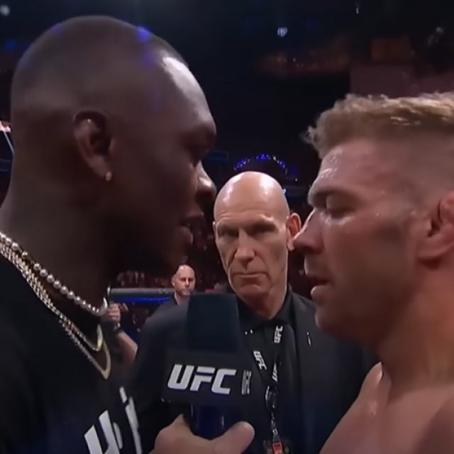 Israel Adesanya (lijevo) i Dricus Du Plessis (desno)