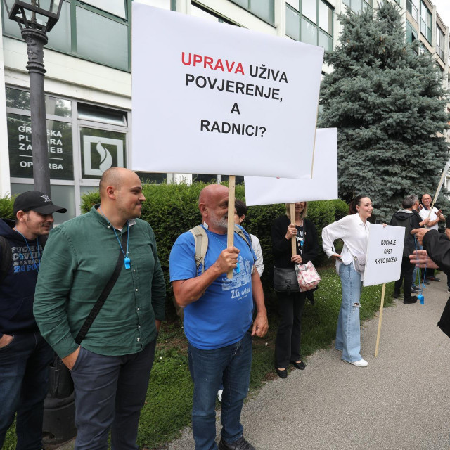 Prosvjed radnika Gradske plinare Zagreb - Opskrba 
