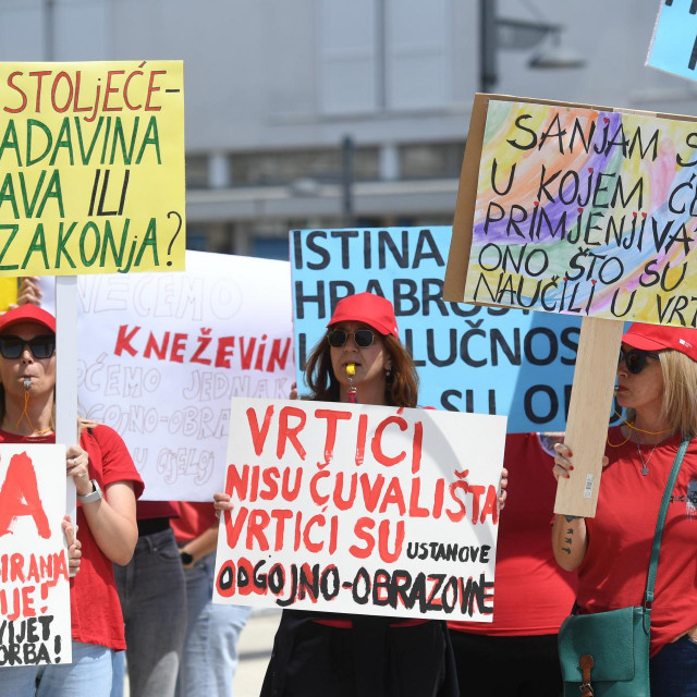 Prosvjed odgojiteljica iz vrtića