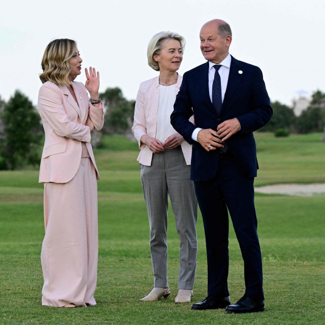 Giorgia Meloni, Ursula von der Leyen i Olaf Scholz