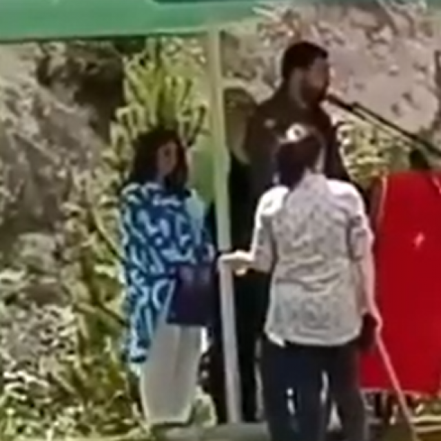 Marko Kovačević drži govor