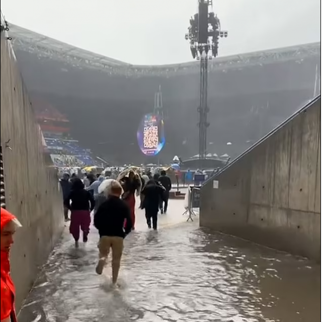 Nevrijeme na koncertu Coldplaya u Lyonu
