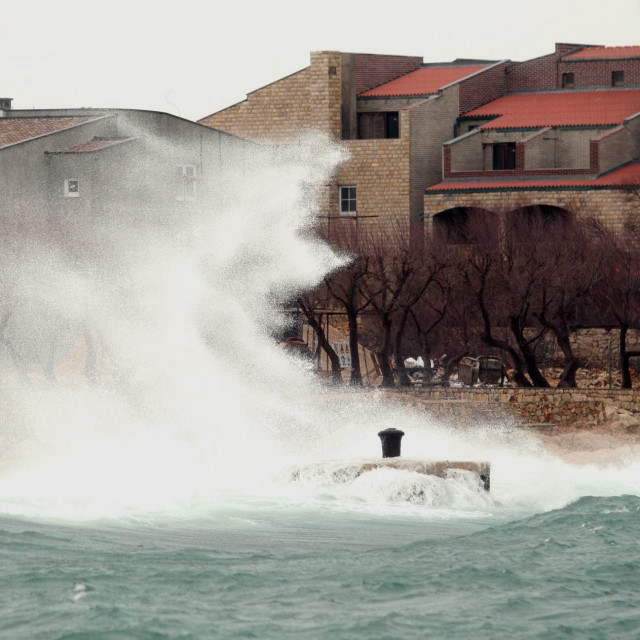 Jaka bura, ilustracija