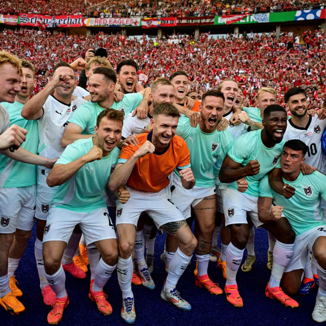 Austrijska nogometna reprezentacija