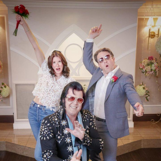 Jools i Jamie Oliver obnovili su zavjete za svoju 24. godišnjicu braka