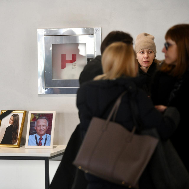 Roditelji ubijenih učenika (arhivska fotografija)