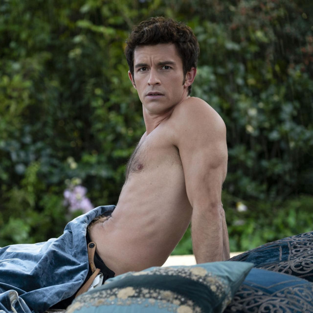 Jonathan Bailey kao Anthony Bridgerton u seriji Bridgerton