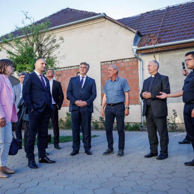 Ivan Anušić i Andrej Plenković u Bošnjacima