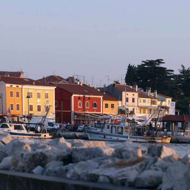 Novigrad, 220619.
Marina Nautica u Novigradu za Nauticku patrolu.
Na fotografiiji: pogled na Novigrad iz marine.