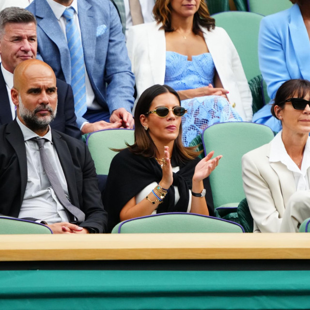 Pep Guardiola s kćeri Marijom i suprugom Cristinom Serrom