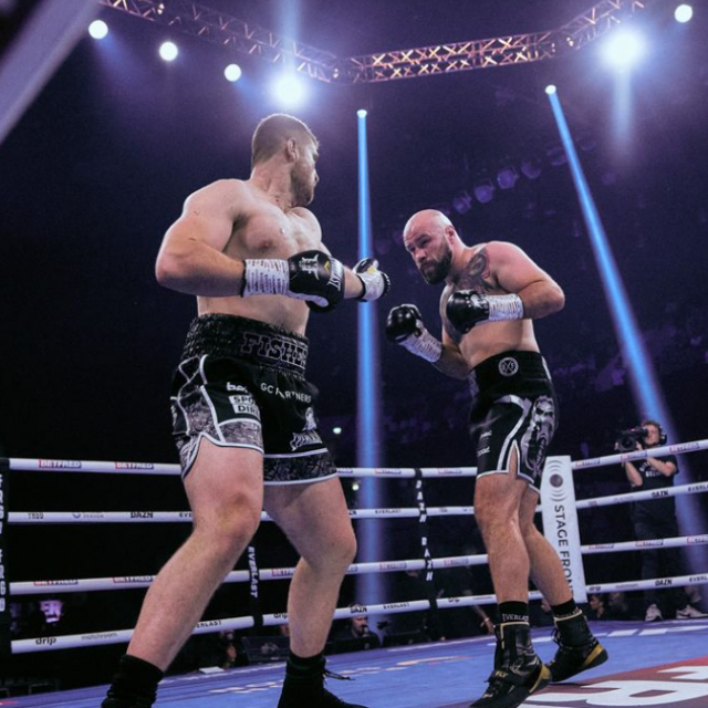 Alen Babić vs. Johnny Fisher