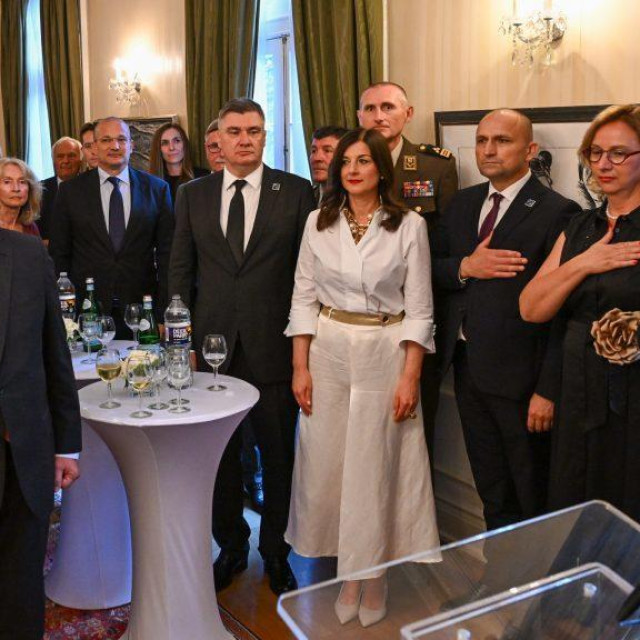 Zoran Milanović i hrvatska delegaciju u Washingtonu