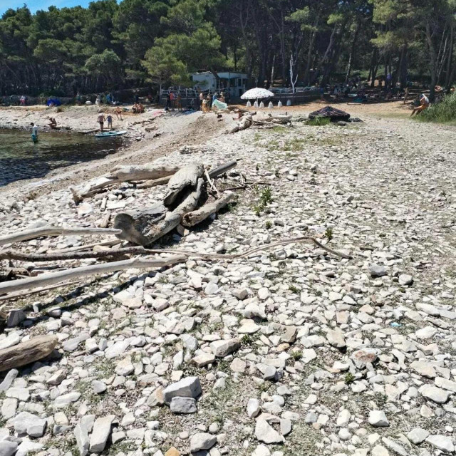 Plaža Sakarun, Dugi otok