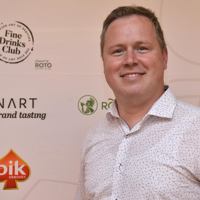 Enolog vinarije Medea Marko Krstačić