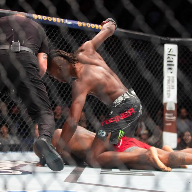 Jalin Turner vs. Bobby Green