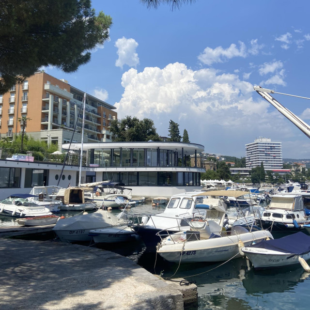 Yacht Club u Opatiji