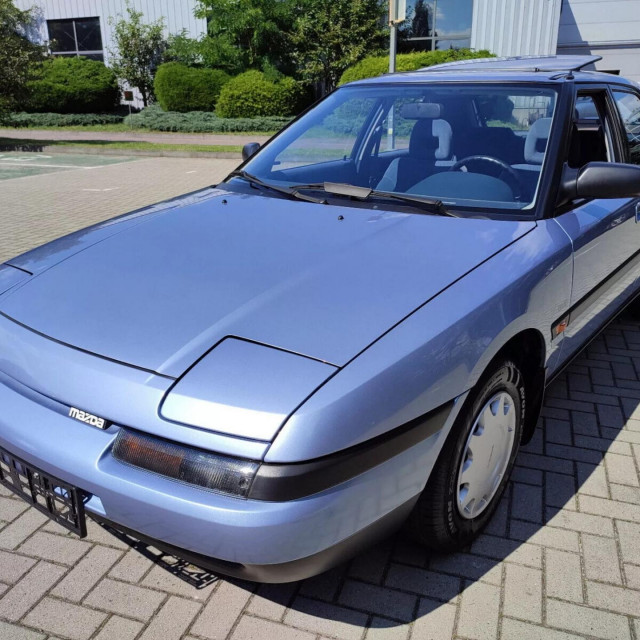 Mazda 323 sa samo 630 km
