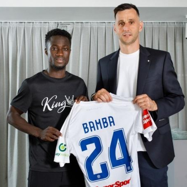 Abdoulie Sanyang ”Bamba” i Nikola Kalinić