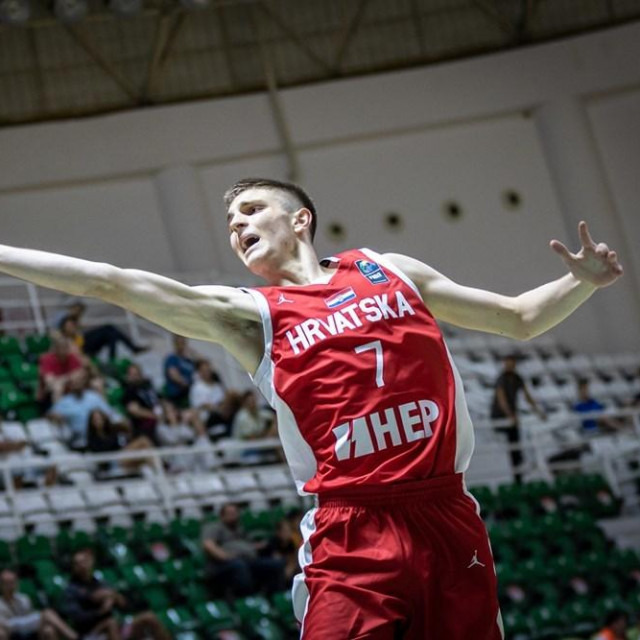 Luka Krajnović