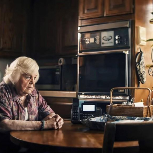 June Squibb u filmu Thelma
